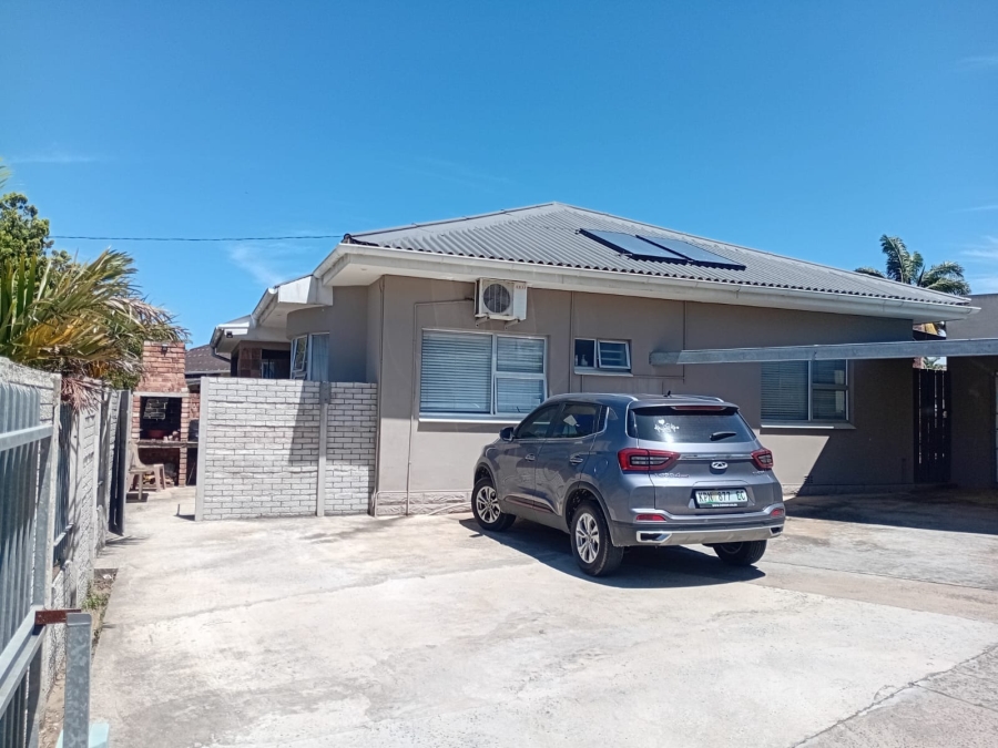 3 Bedroom Property for Sale in Greenfields Eastern Cape